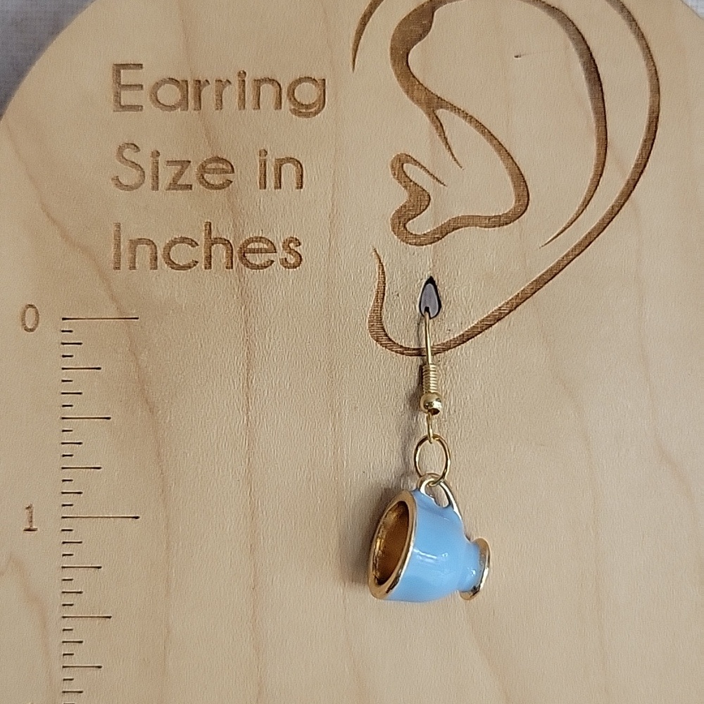 🔥LAST PAIR🔥 Cottagecore Blue Teacup Earrings - Picture 4 of 6